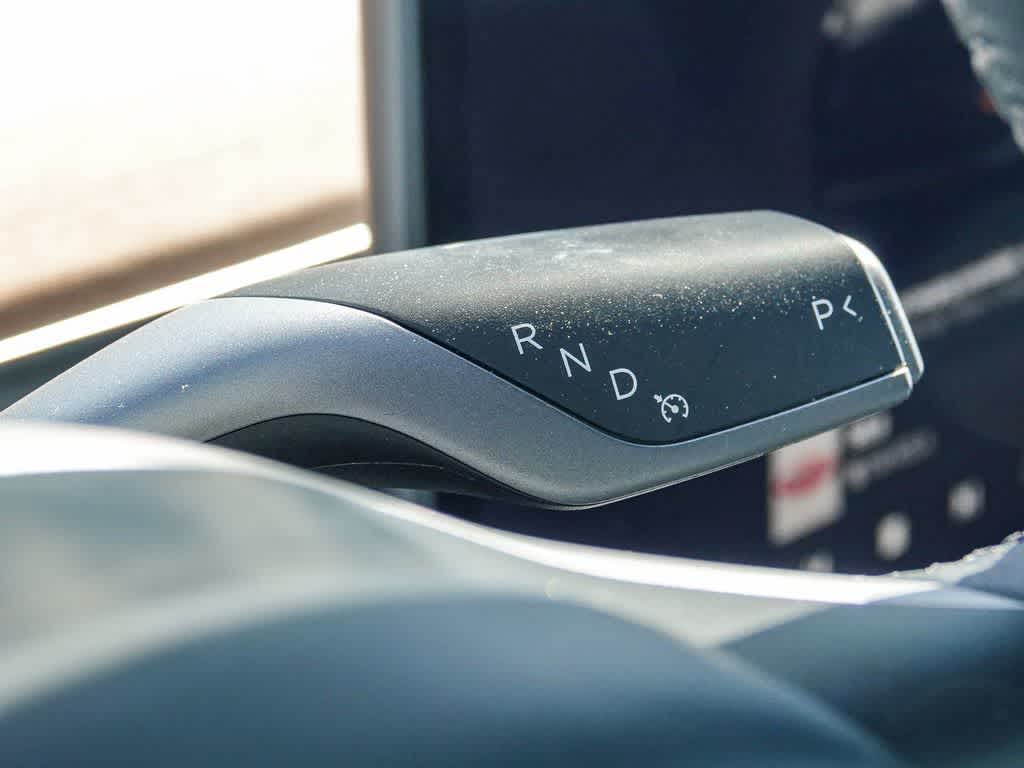 Thumbnail: 2022 Tesla Model Y - 17