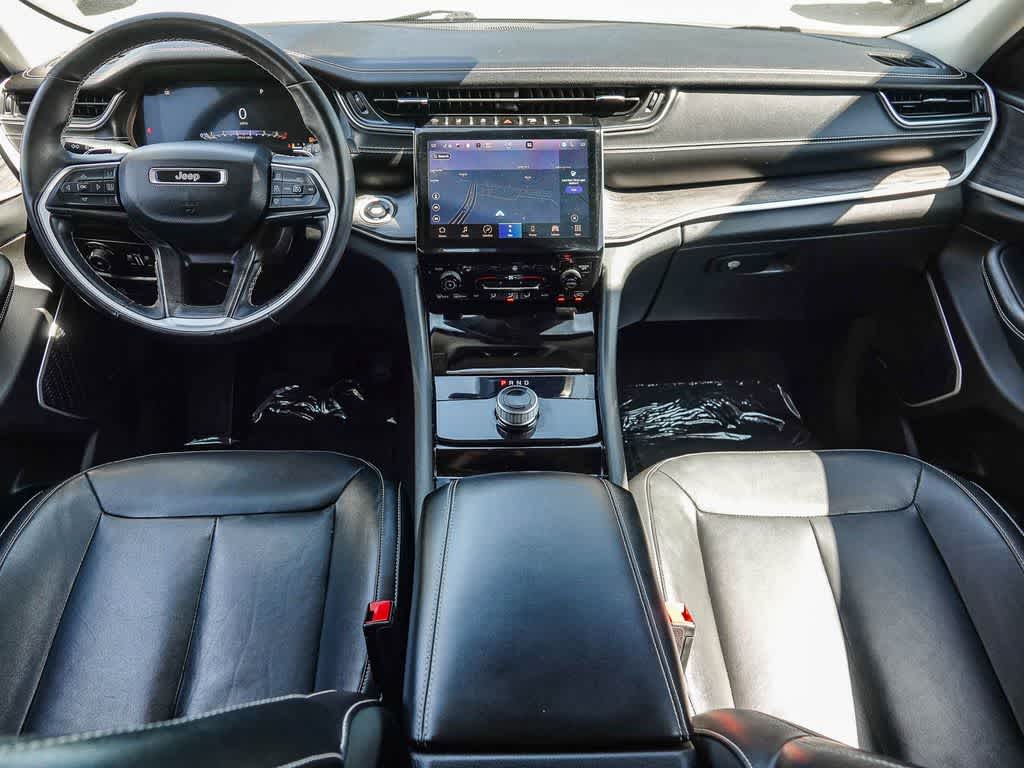 Thumbnail: 2022 Jeep Grand Cherokee - 11