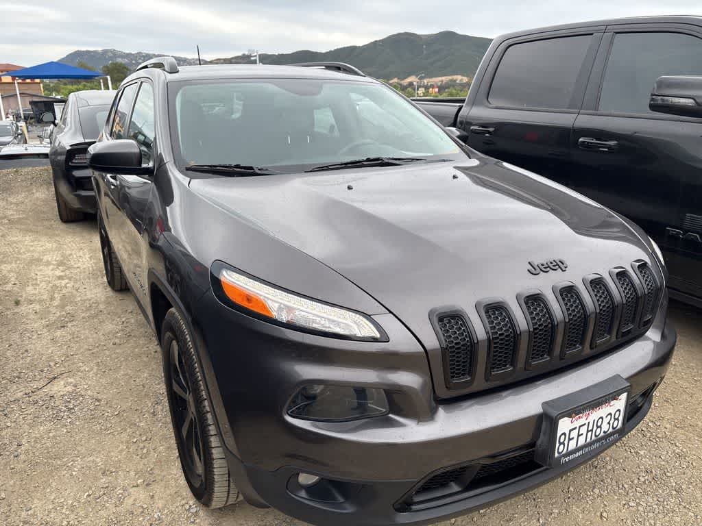 Thumbnail: 2018 Jeep Cherokee - 3