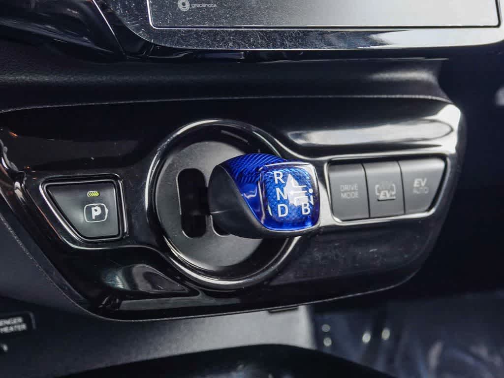 Thumbnail: 2017 Toyota Prius Prime - 19