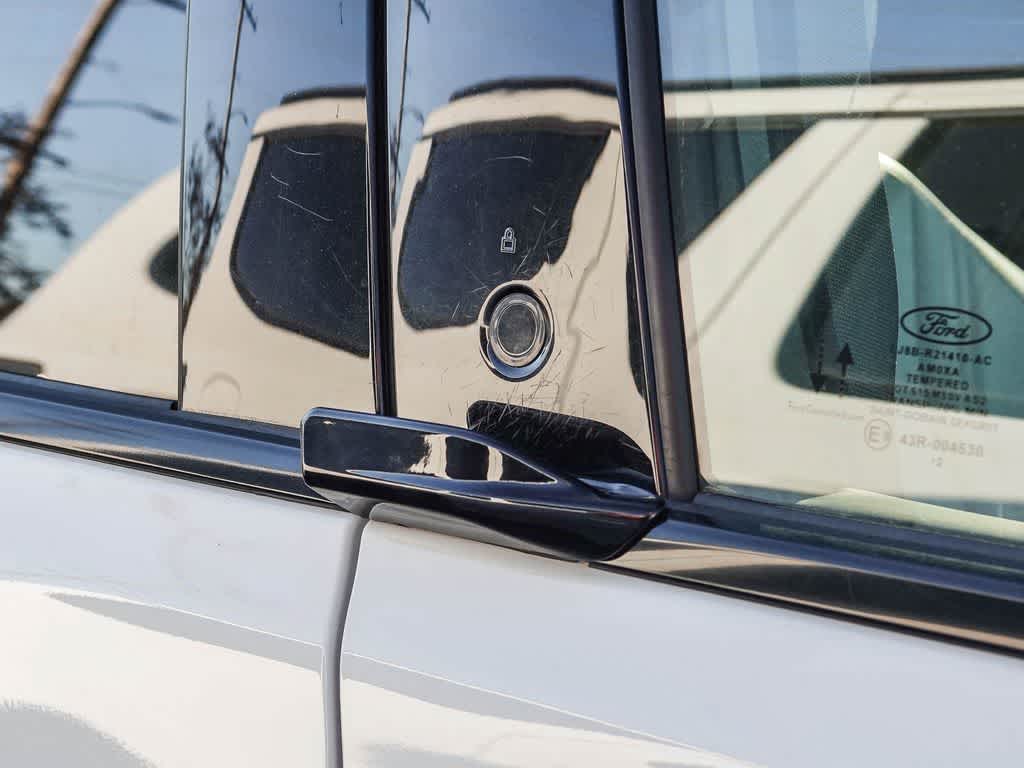 Thumbnail: 2022 Ford Mustang Mach-E - 9