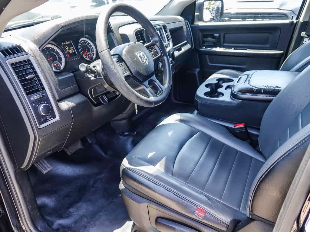 Thumbnail: 2022 RAM 1500 Classic - 16