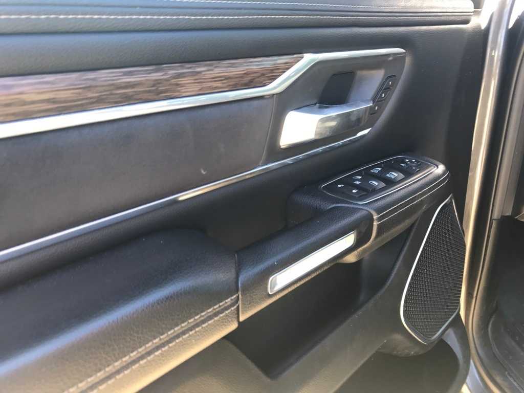 Thumbnail: 2019 RAM 1500 - 15