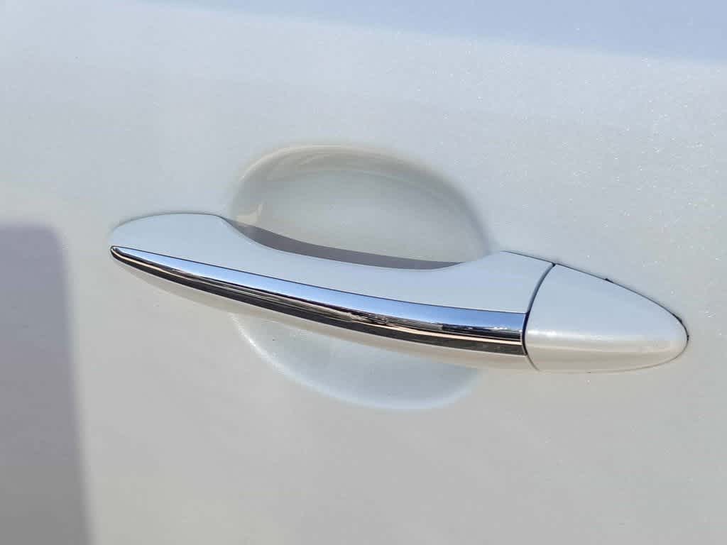 Thumbnail: 2015 Kia Optima - 18