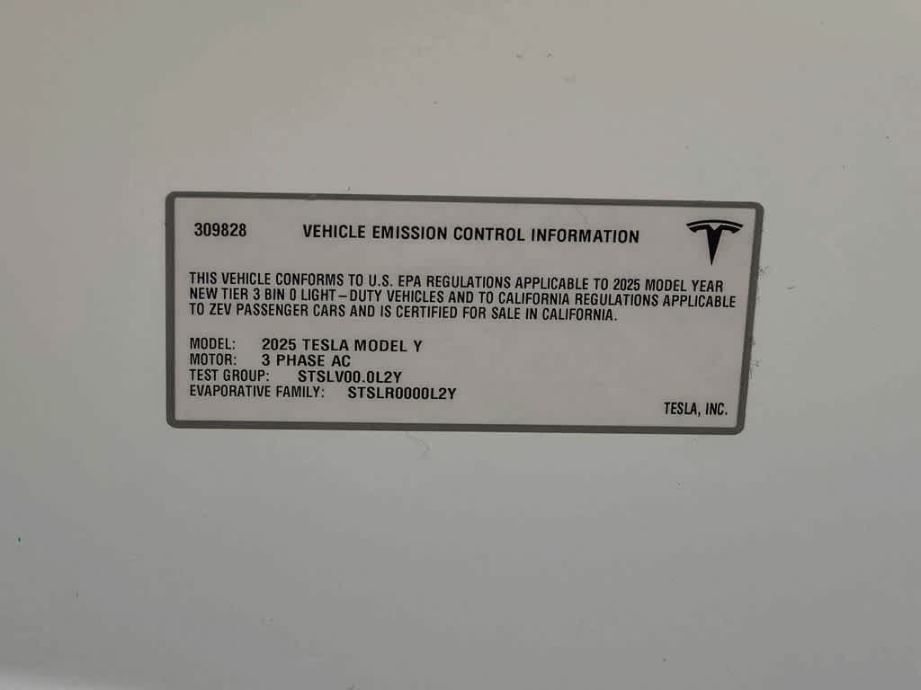 Thumbnail: 2025 Tesla Model Y - 28