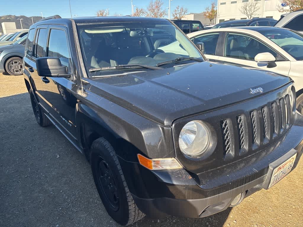 Thumbnail: 2016 Jeep Patriot - 2