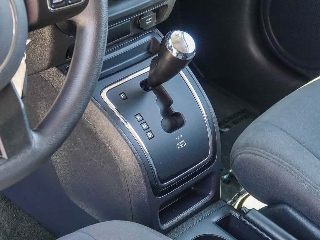 Thumbnail: 2016 Jeep Patriot - 18