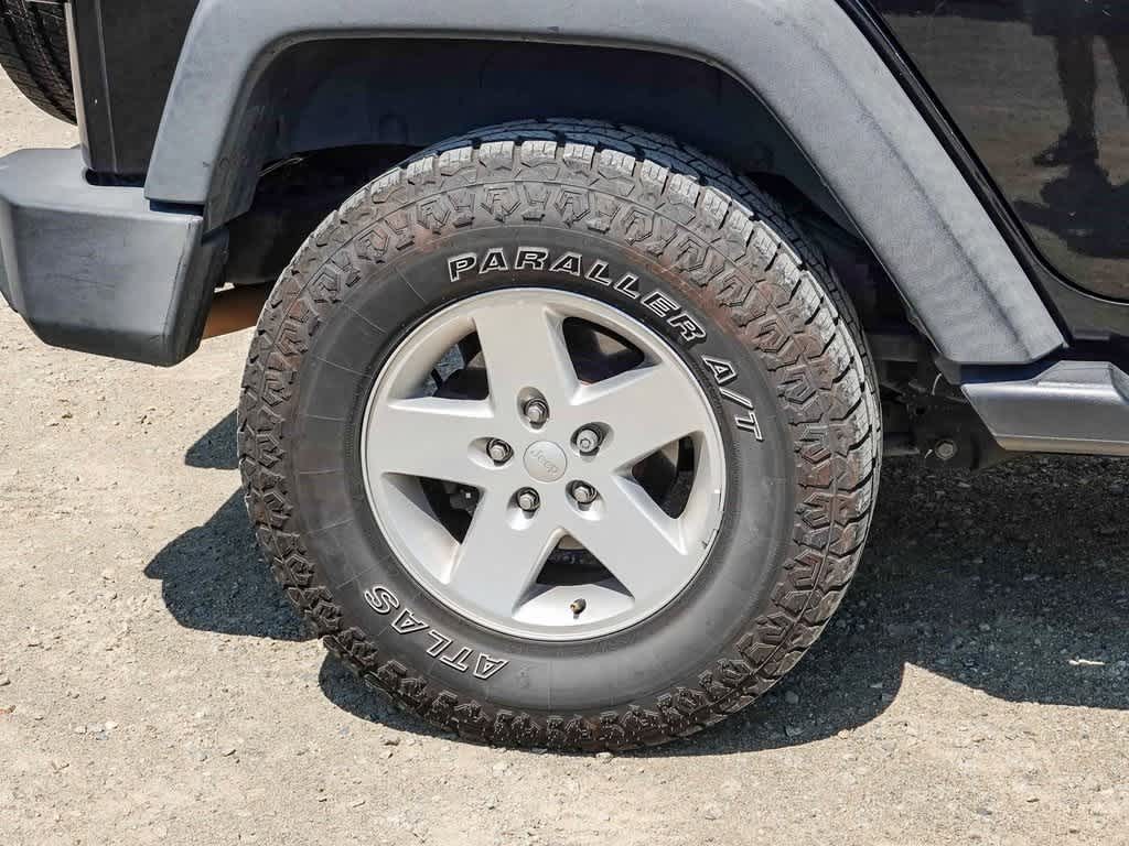 2017 Jeep Wrangler Unlimited Sport 11