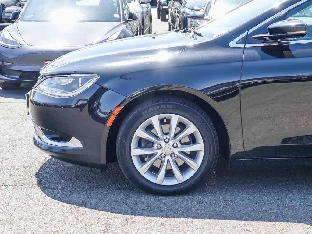Thumbnail: 2015 Chrysler 200 - 9