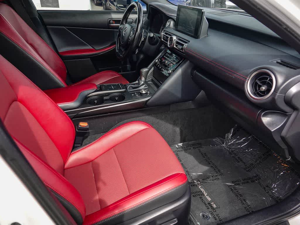 Thumbnail: 2022 Lexus IS - 15