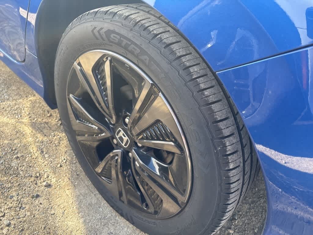 Used 2017 Honda Civic EX Hatchback