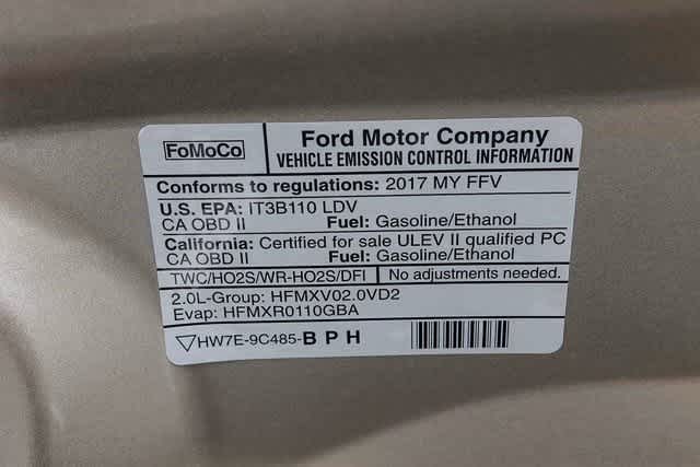 2017 Ford Focus SE 24