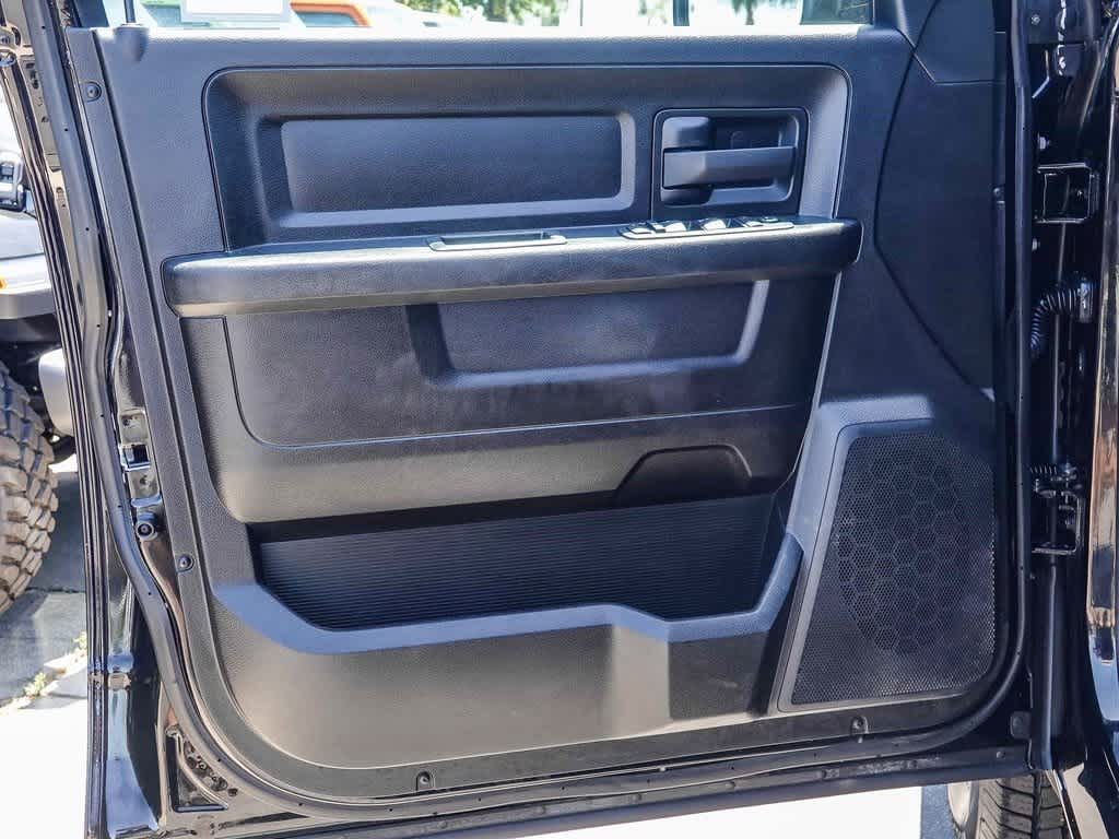 Thumbnail: 2022 RAM 1500 Classic - 19