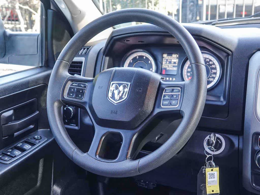 Thumbnail: 2022 RAM 1500 Classic - 14