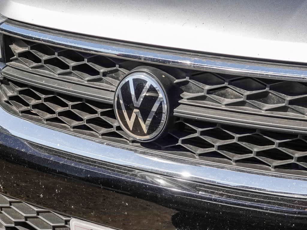 Thumbnail: 2022 Volkswagen Taos - 3