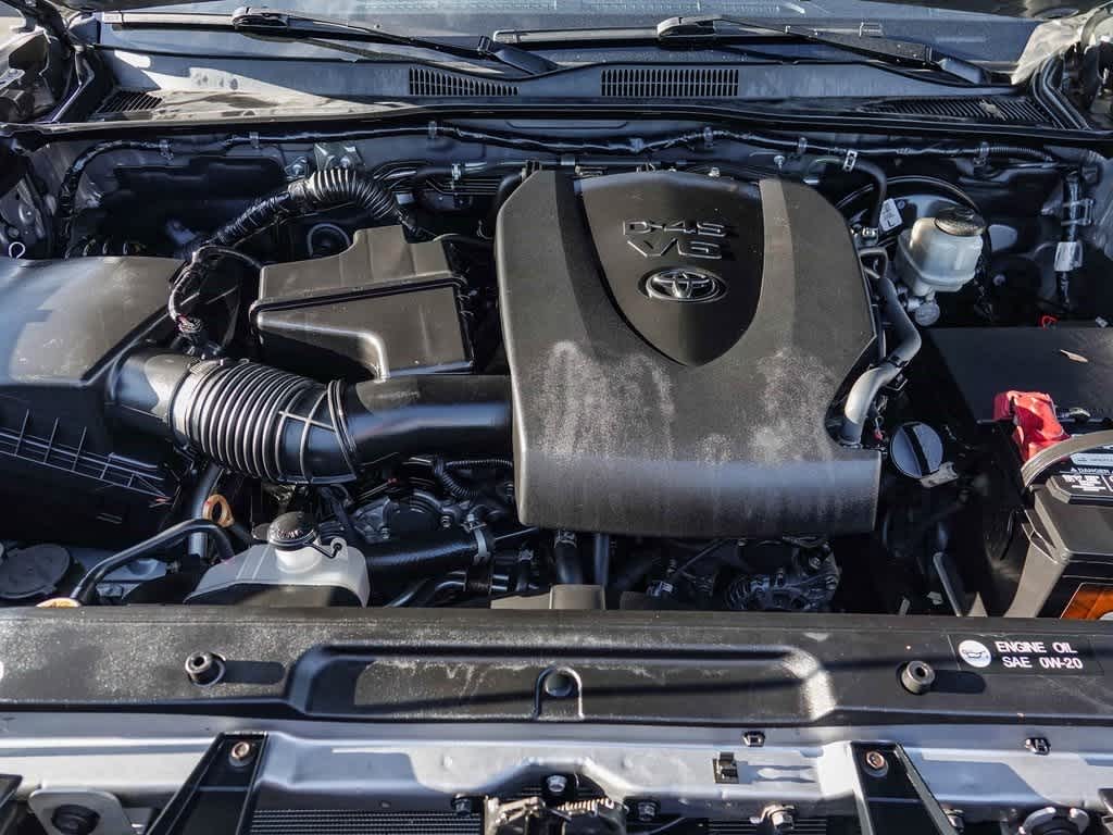 Thumbnail: 2019 Toyota Tacoma - 25