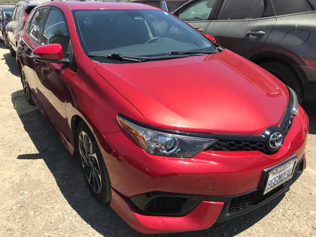 Thumbnail: 2017 Toyota Corolla iM - 3