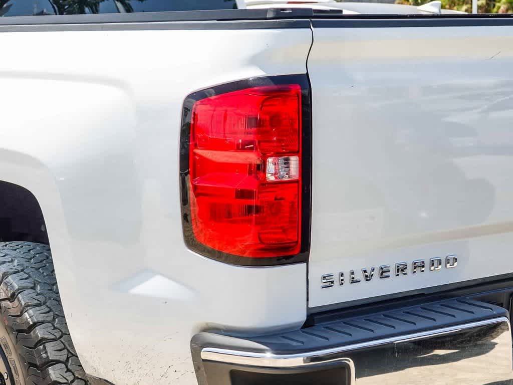 Thumbnail: 2017 Chevrolet Silverado 1500 - 15
