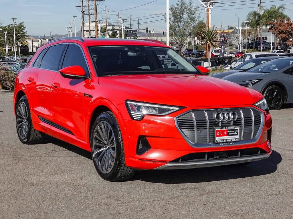 Thumbnail: 2019 Audi e-tron - 3