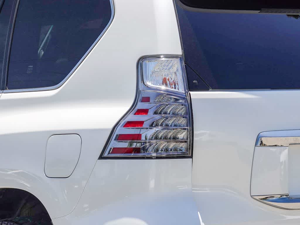 Thumbnail: 2018 Lexus GX - 6