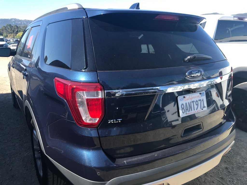 Thumbnail: 2017 Ford Explorer - 7