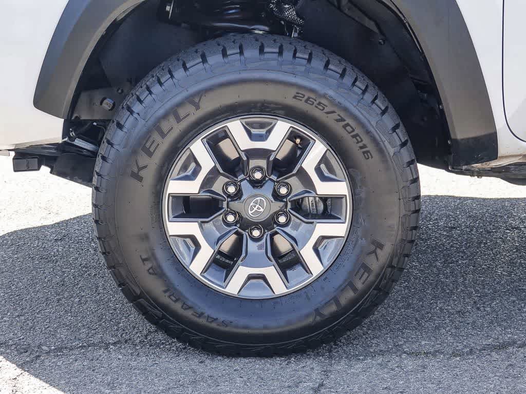 Thumbnail: 2023 Toyota Tacoma - 9
