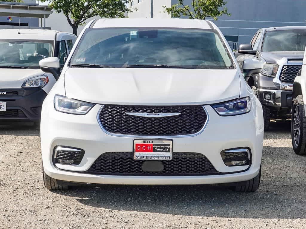 Thumbnail: 2023 Chrysler Pacifica - 2