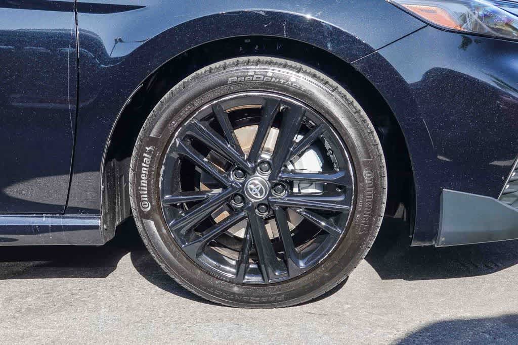 Thumbnail: 2025 Toyota Camry - 10