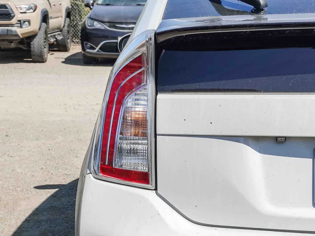 Thumbnail: 2014 Toyota Prius - 16