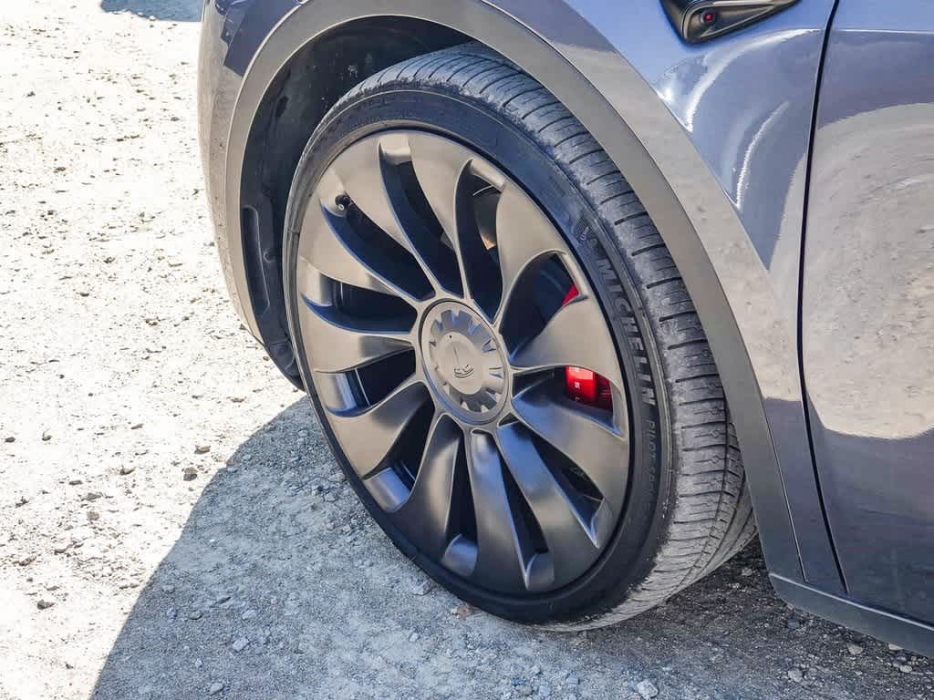 Thumbnail: 2023 Tesla Model Y - 21