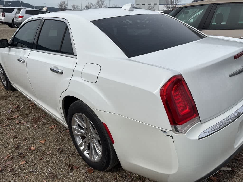 Thumbnail: 2016 Chrysler 300 - 7