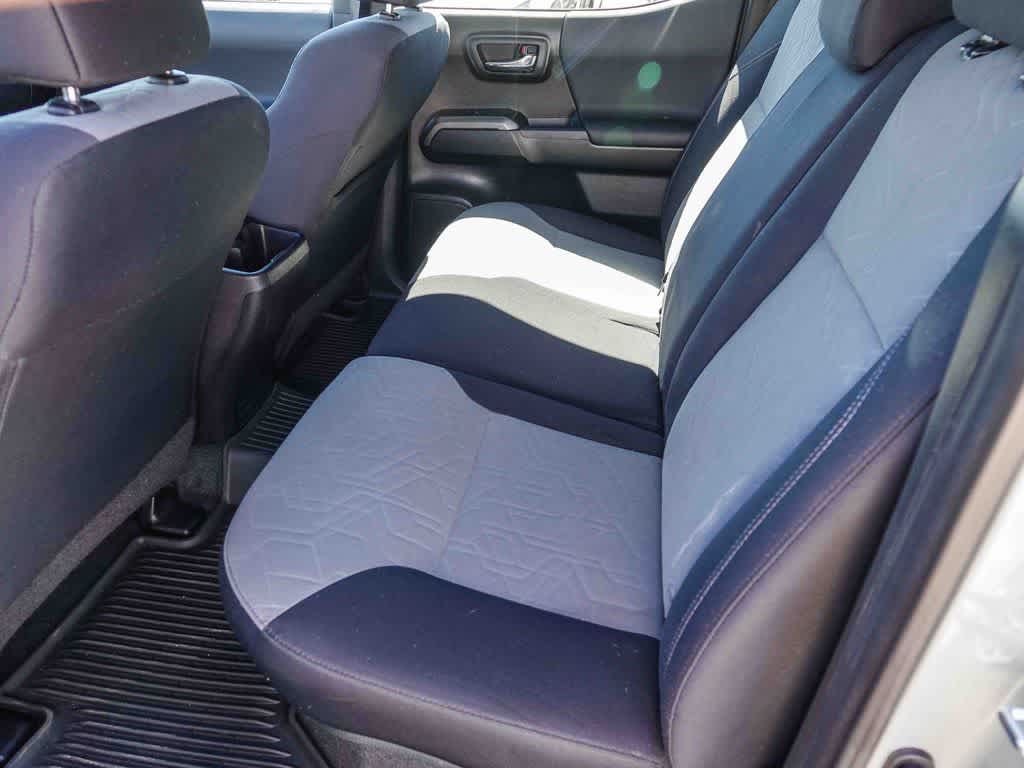 Thumbnail: 2022 Toyota Tacoma - 17