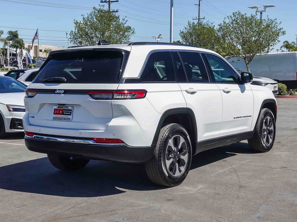 Thumbnail: 2023 Jeep Grand Cherokee - 4