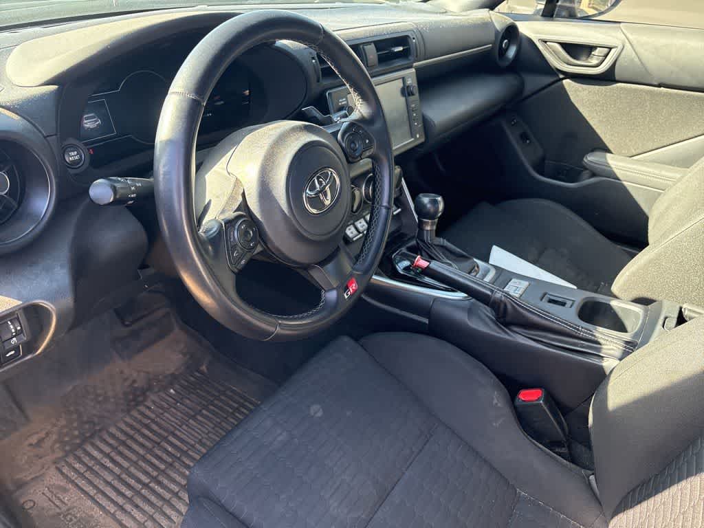 Thumbnail: 2022 Toyota GR86 - 8