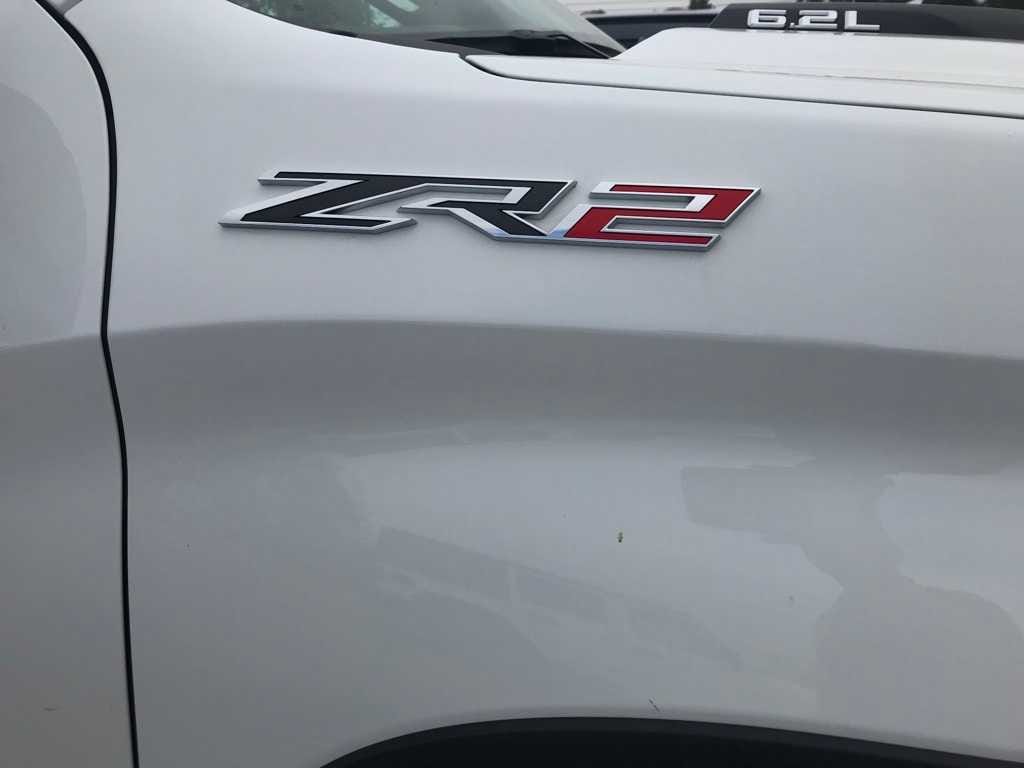 2023 Chevrolet Silverado 1500 ZR2 5