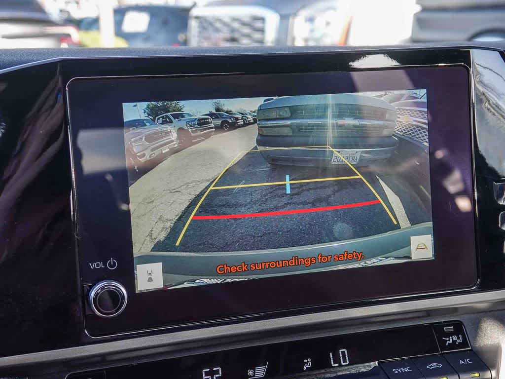 Thumbnail: 2025 Toyota Camry - 22