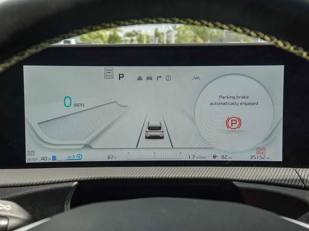 Thumbnail: 2023 Kia EV6 - 23