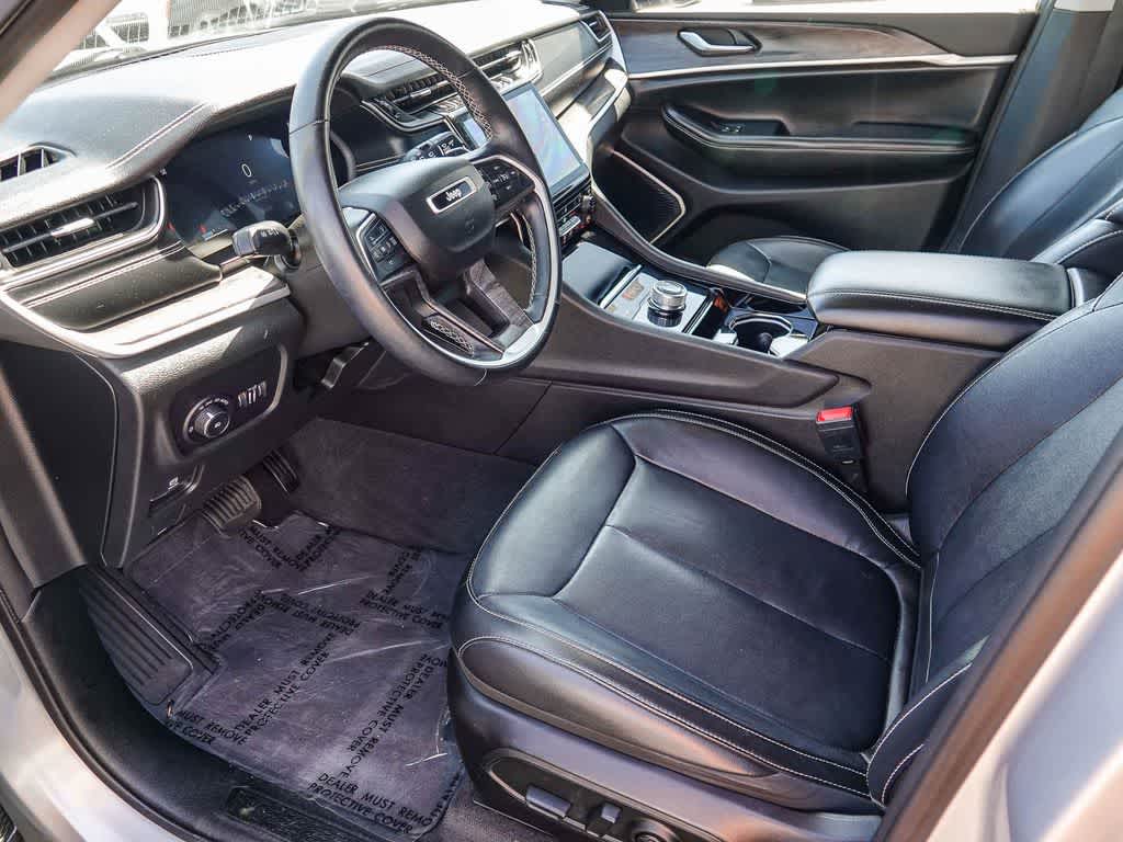 Thumbnail: 2022 Jeep Grand Cherokee - 16