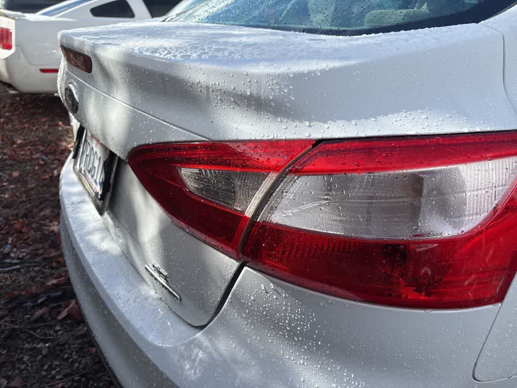 Thumbnail: 2014 Ford Focus - 8