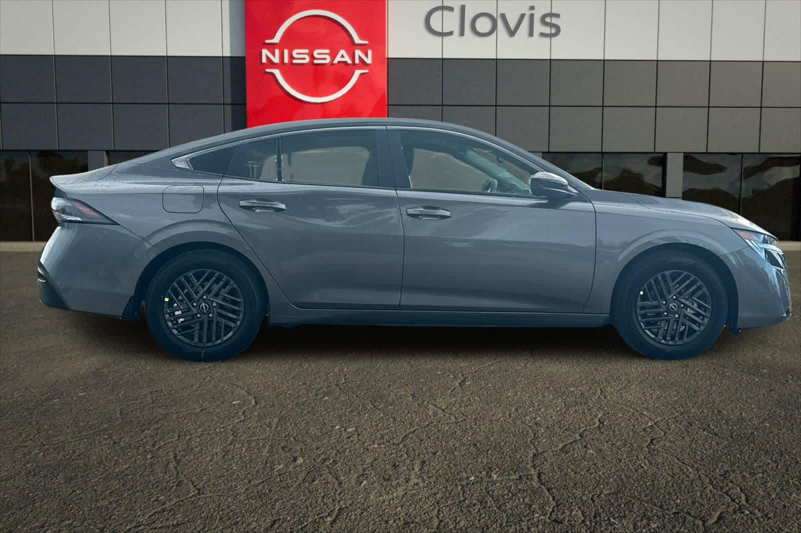 Thumbnail: 2026 Nissan Sentra - 9