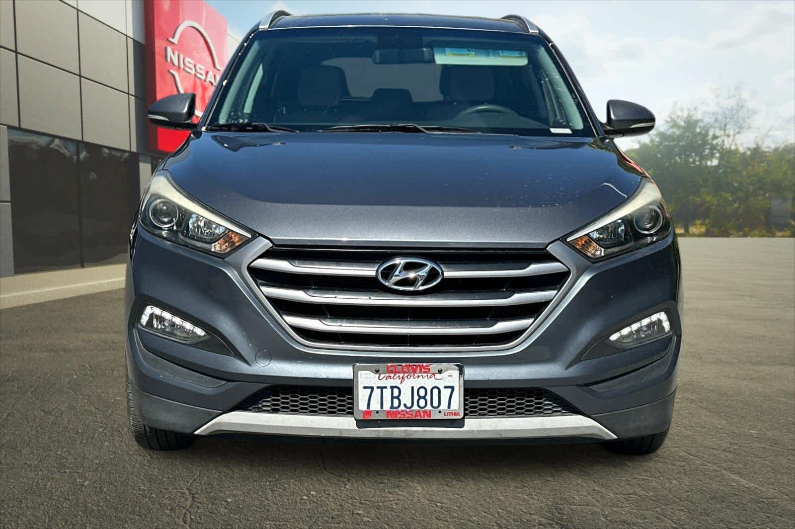 Thumbnail: 2017 Hyundai Tucson - 11