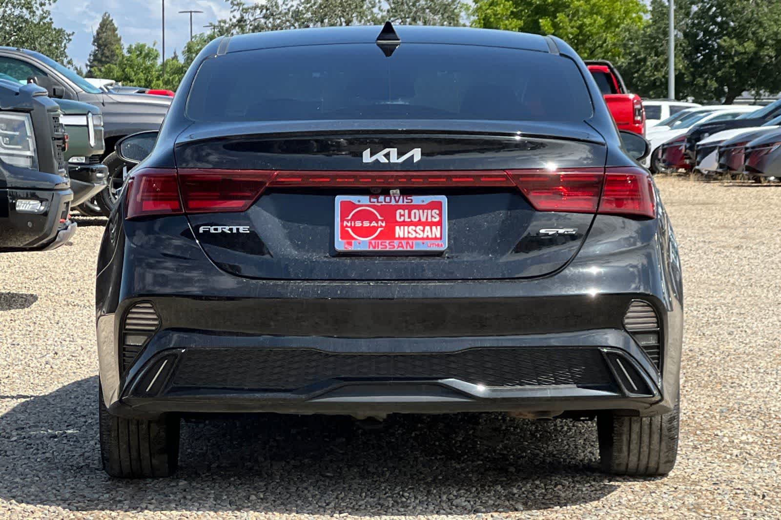 Thumbnail: 2023 Kia Forte - 8