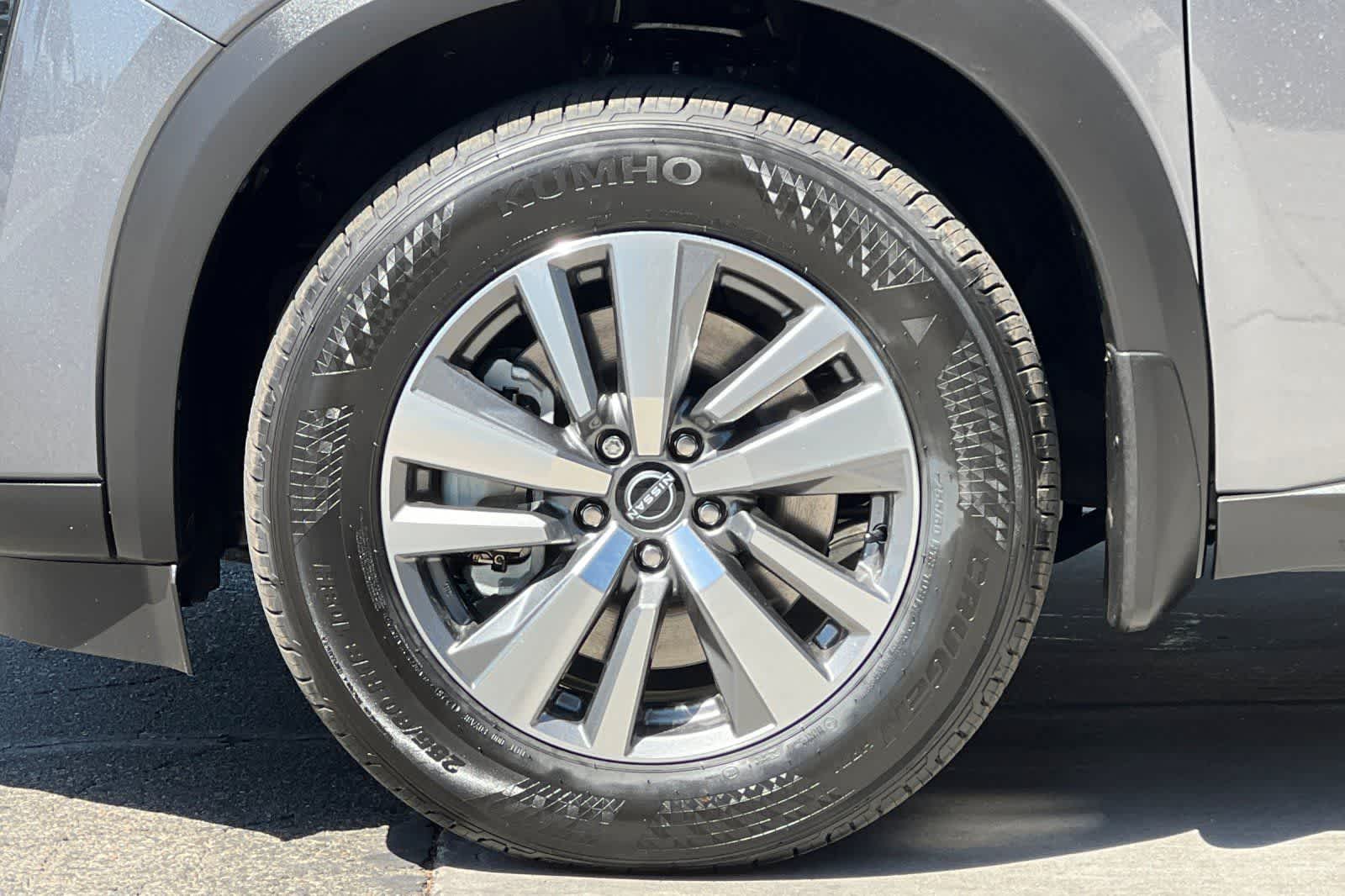 Thumbnail: 2026 Nissan Pathfinder - 36