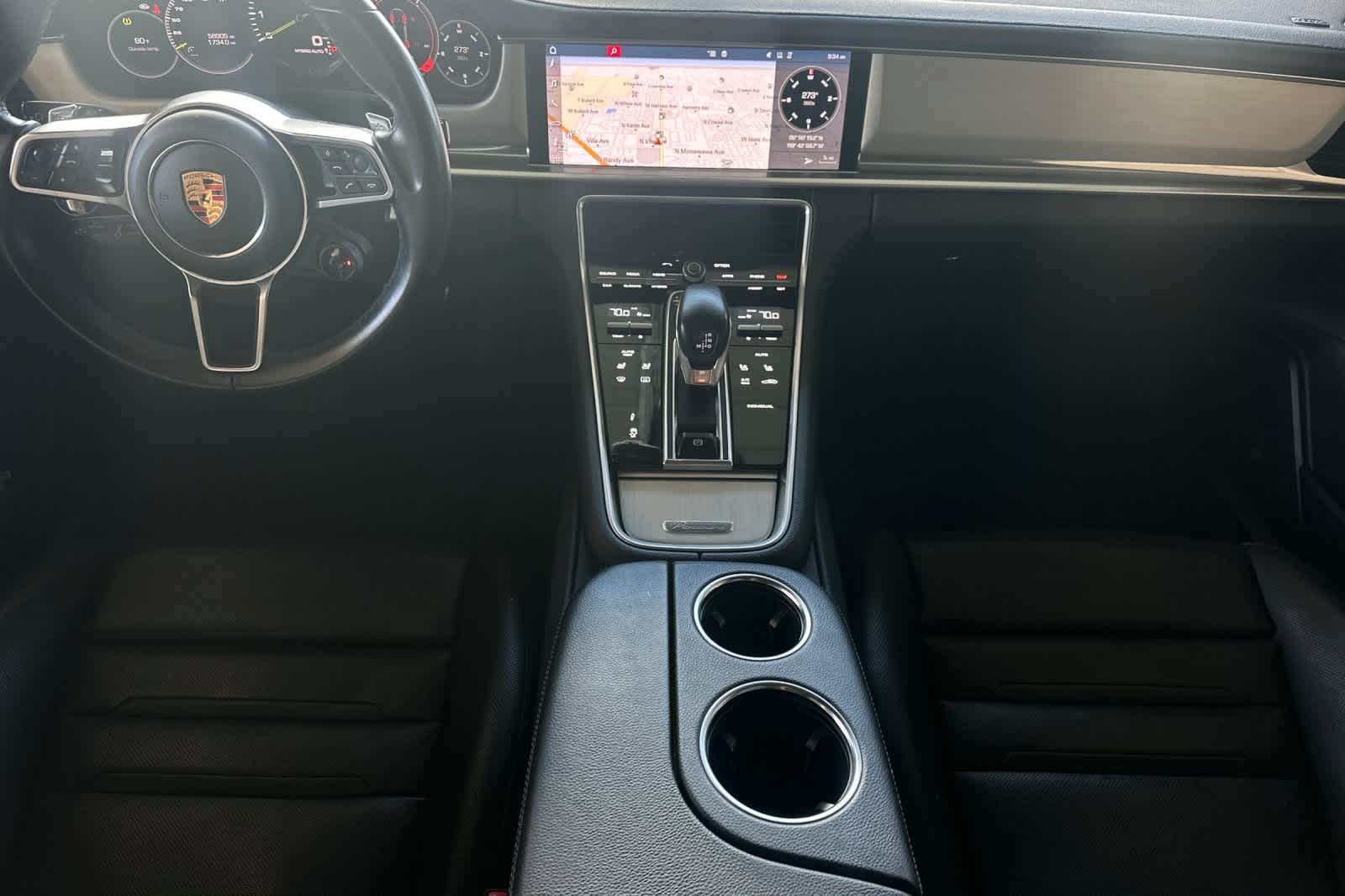 Thumbnail: 2018 Porsche Panamera - 4