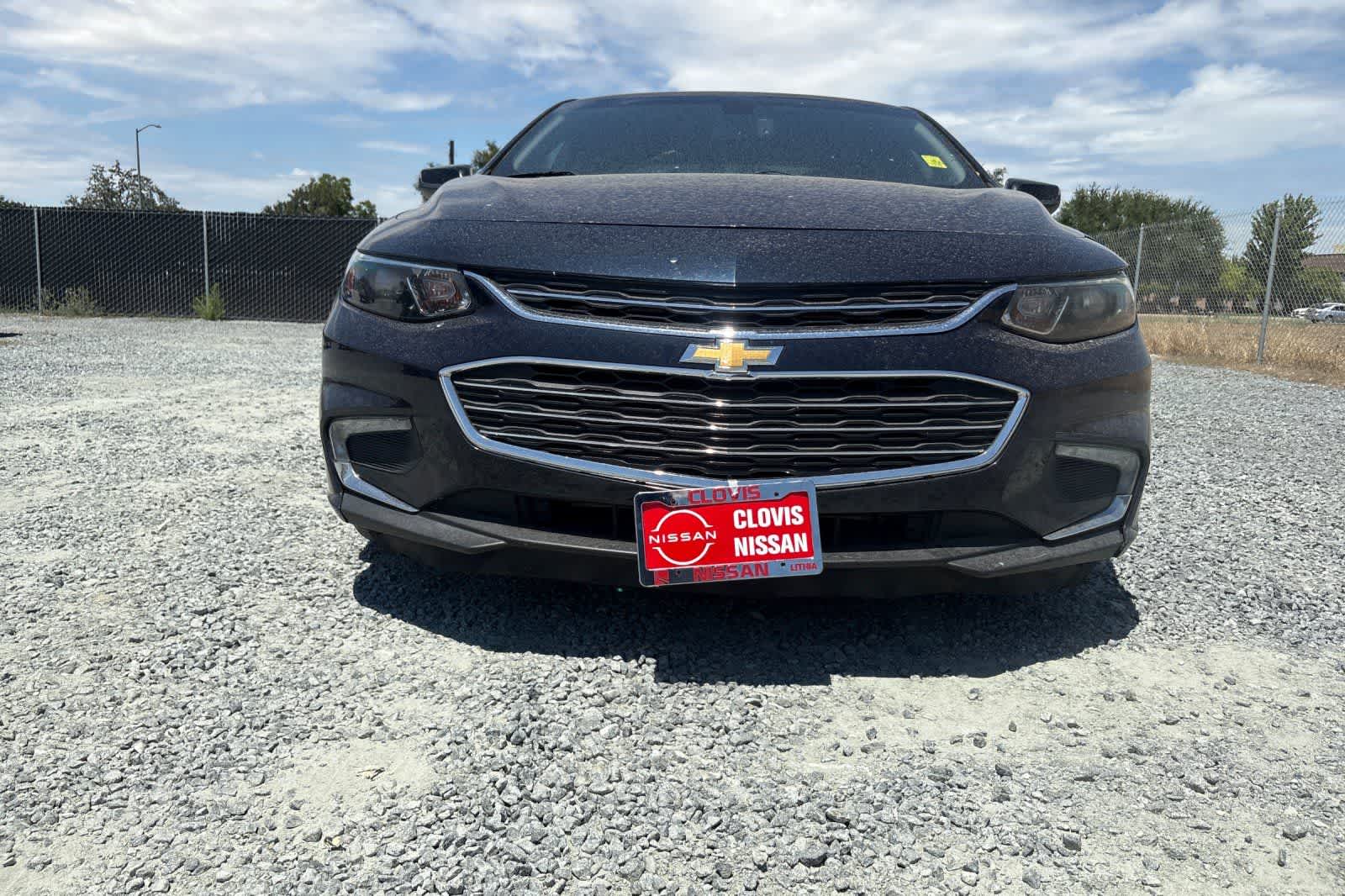 Thumbnail: 2016 Chevrolet Malibu - 11