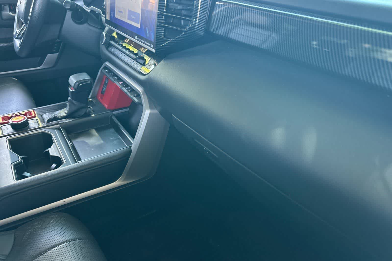 Thumbnail: 2022 Toyota Tundra - 17