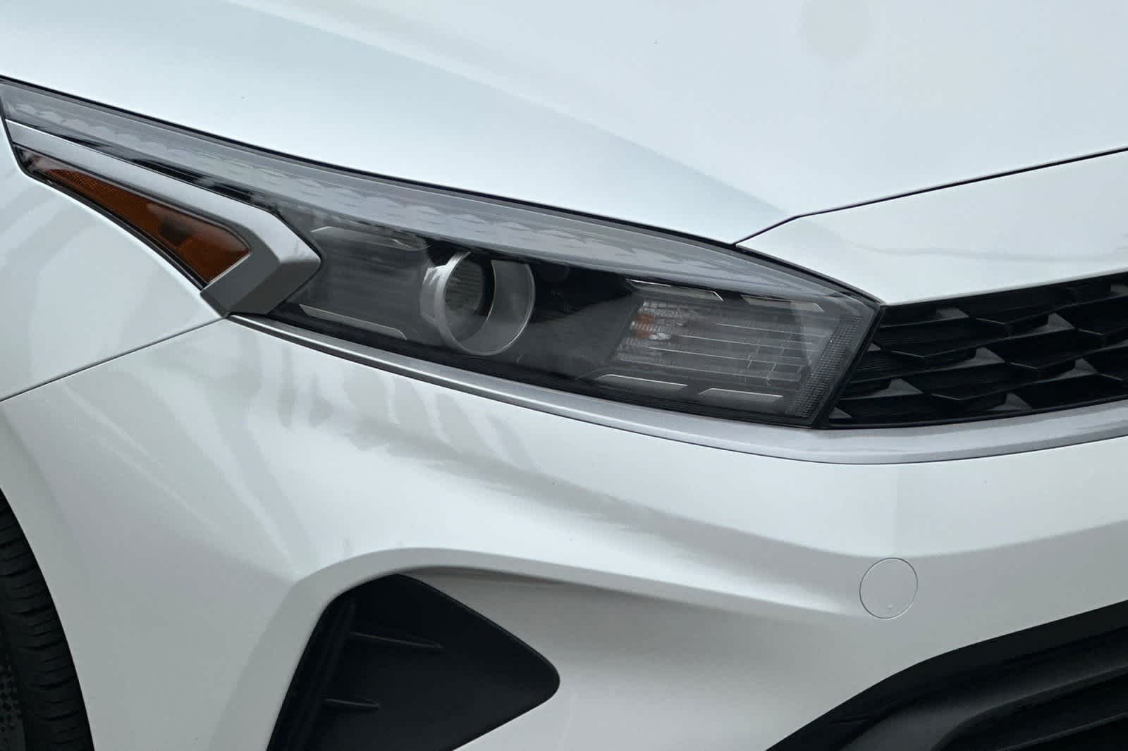 Thumbnail: 2024 Kia Forte - 31