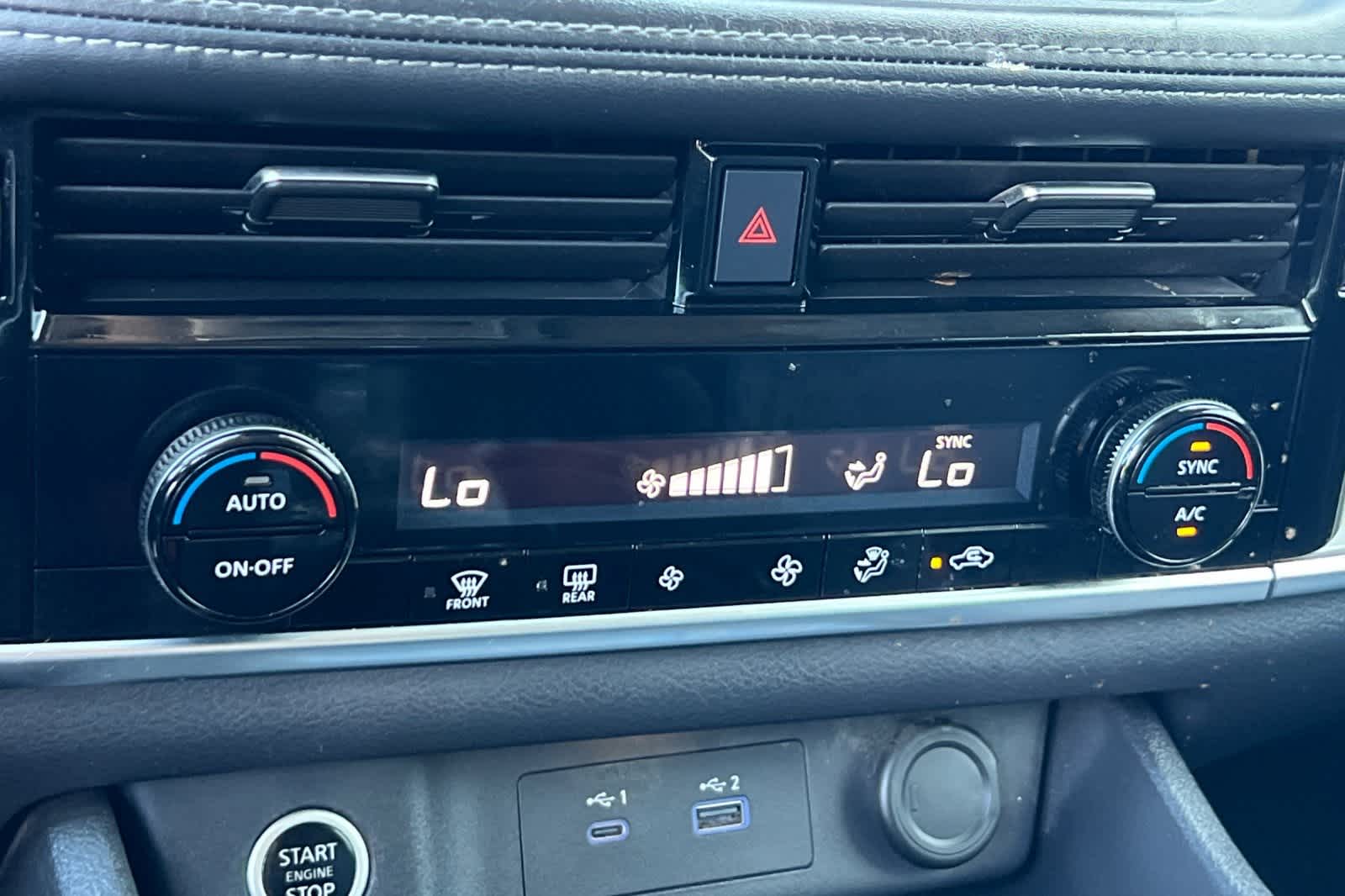 Thumbnail: 2022 Nissan Rogue - 24