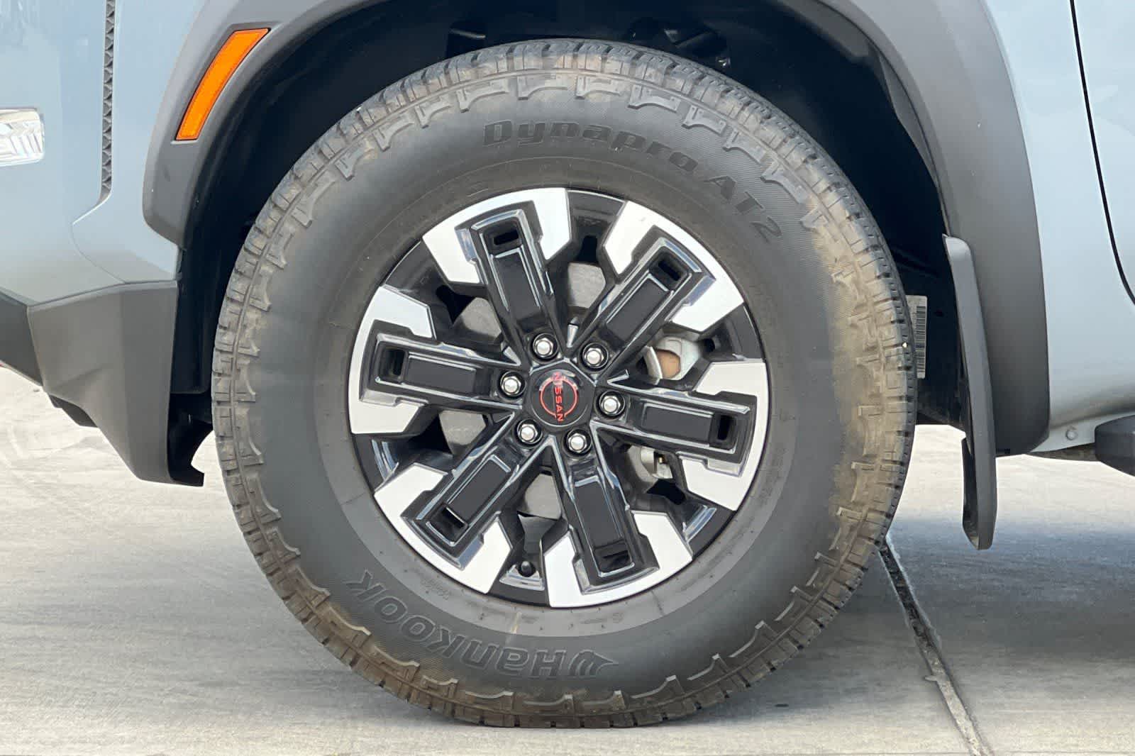 Thumbnail: 2024 Nissan Frontier - 12