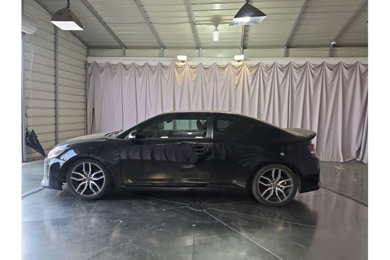 Thumbnail: 2015 Scion tC - 4